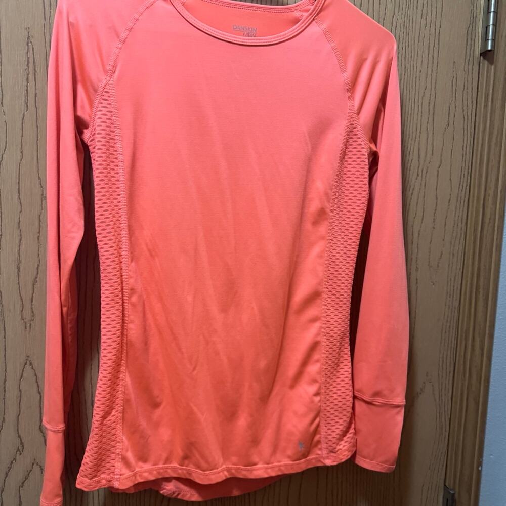 Long sleeve active wear shirt size Small - Picture 2 of 8